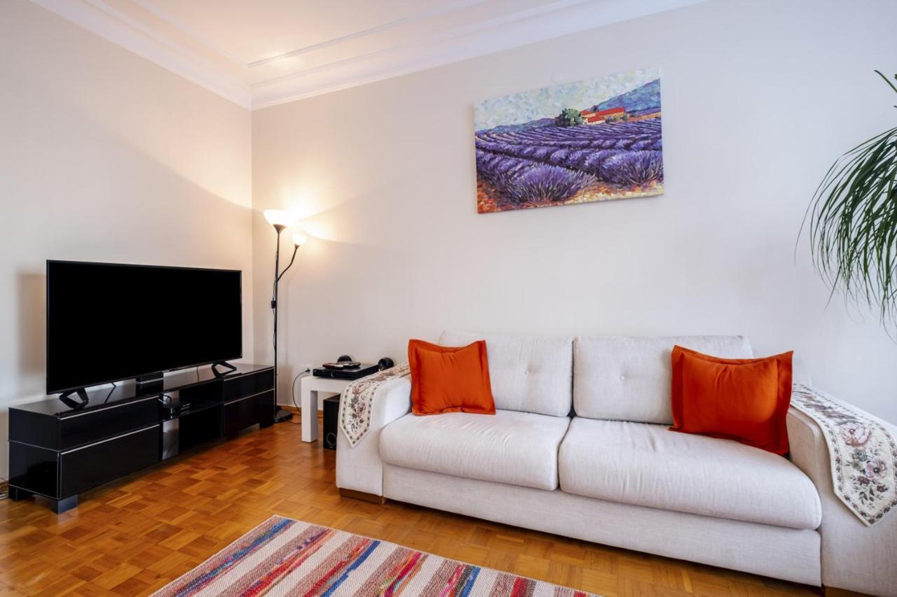 Cozy Flat Near Bagdat Street In Suadiye Istambul Exterior foto